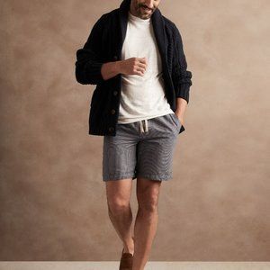 Banana Republic 8” Ombra Short